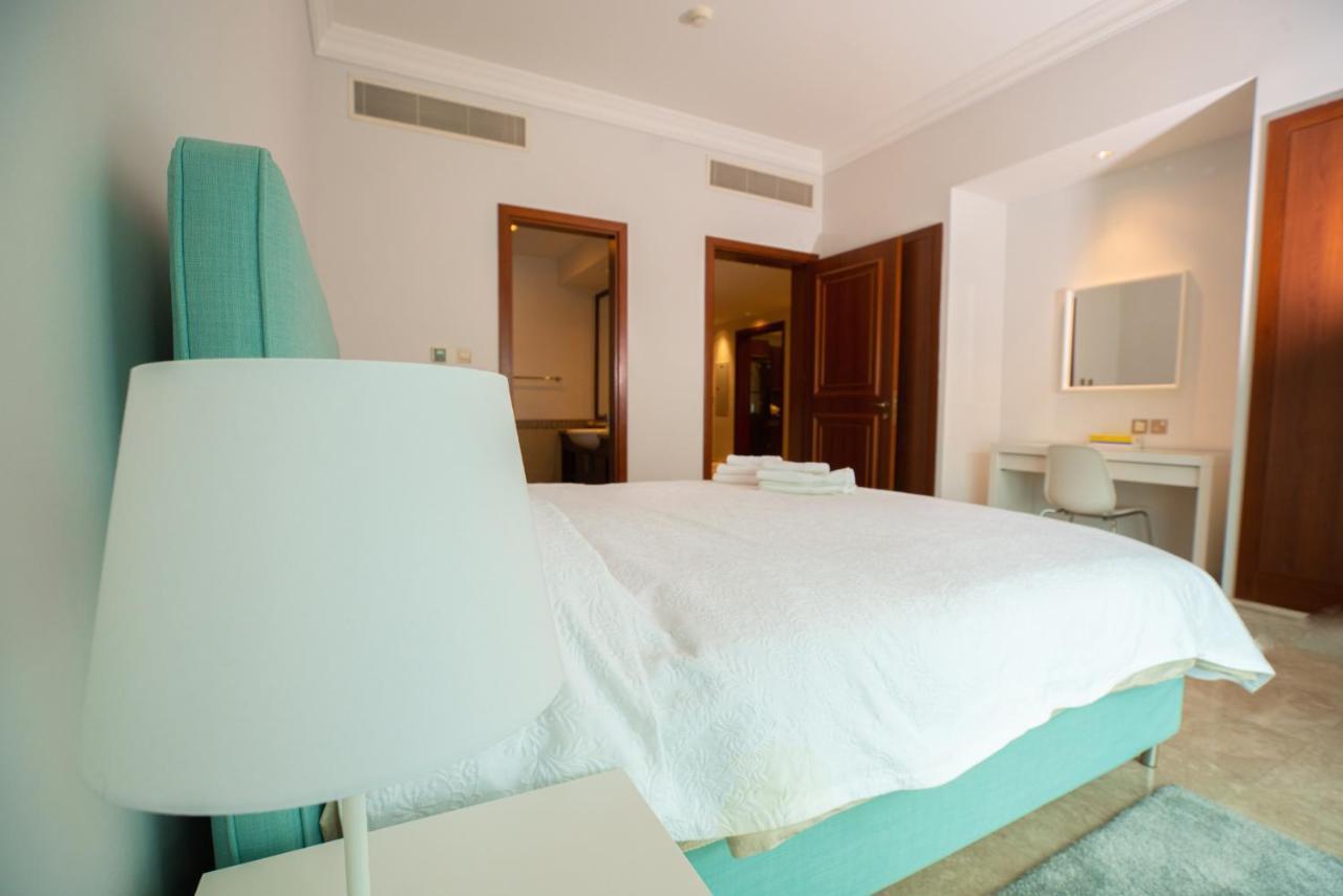 Gorgeous 2Br In Fairmont Apartamento Dubai Exterior foto